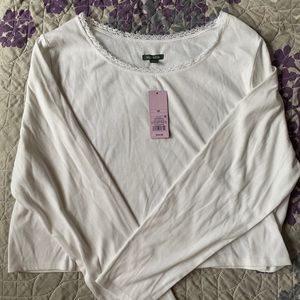 Cute White Long Sleeve Midriff Top